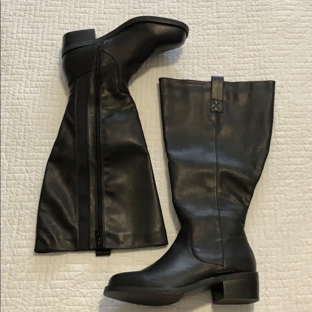 TORRID Black Square Toe Boot 18" High-Size 8W NWT
